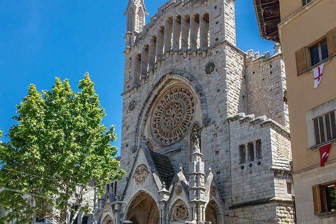 visit-to-soller-and-valldemossa