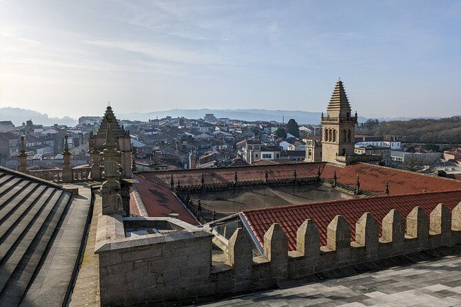 visit-to-the-cathedral-of-santiago-with-roofs-and-optional-portico