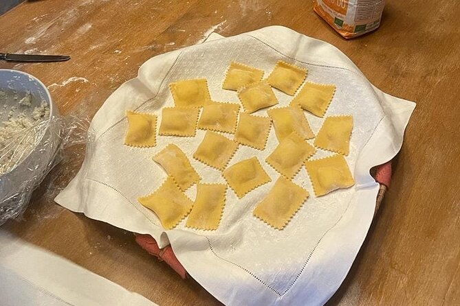 visit-to-the-market-and-cooking-classes-in-a-tuscan-farmhouse-2