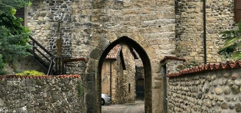 Visit to the medieval village of Trebecco Castle and the Church of St. Fermo - Discovering Castel Trebecco: A Miniature Medieval Fortress