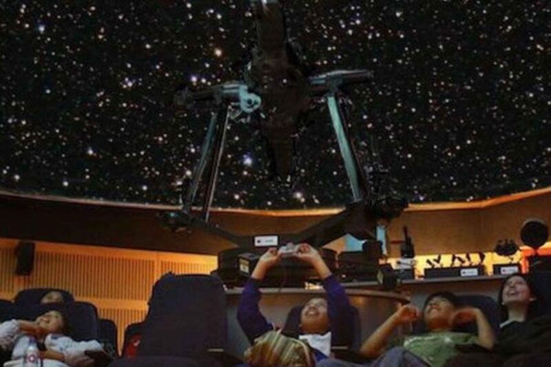 visit-to-the-planetarium-cusco-observation-in-telescopes-4