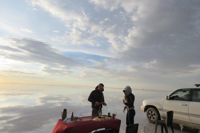 visit-to-uyuni-salt-flats-from-la-paz-bolivia-by-bus