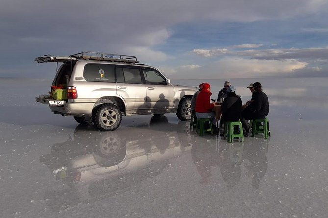 visit-to-uyuni-salt-flats-from-sucre-by-bus