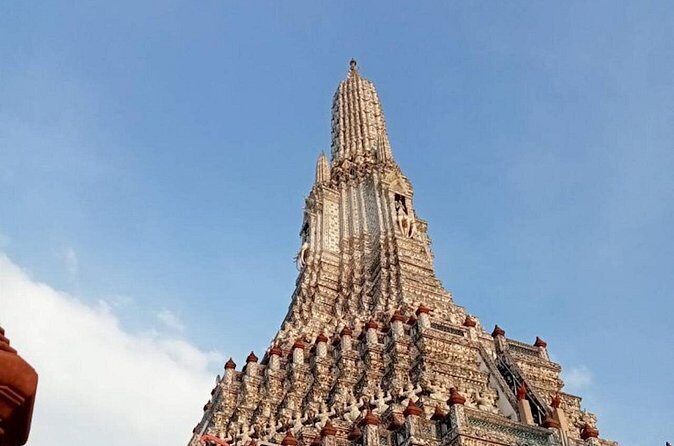 Visit Wat Pho and Wat Arun with Local Expert - The Sum Up