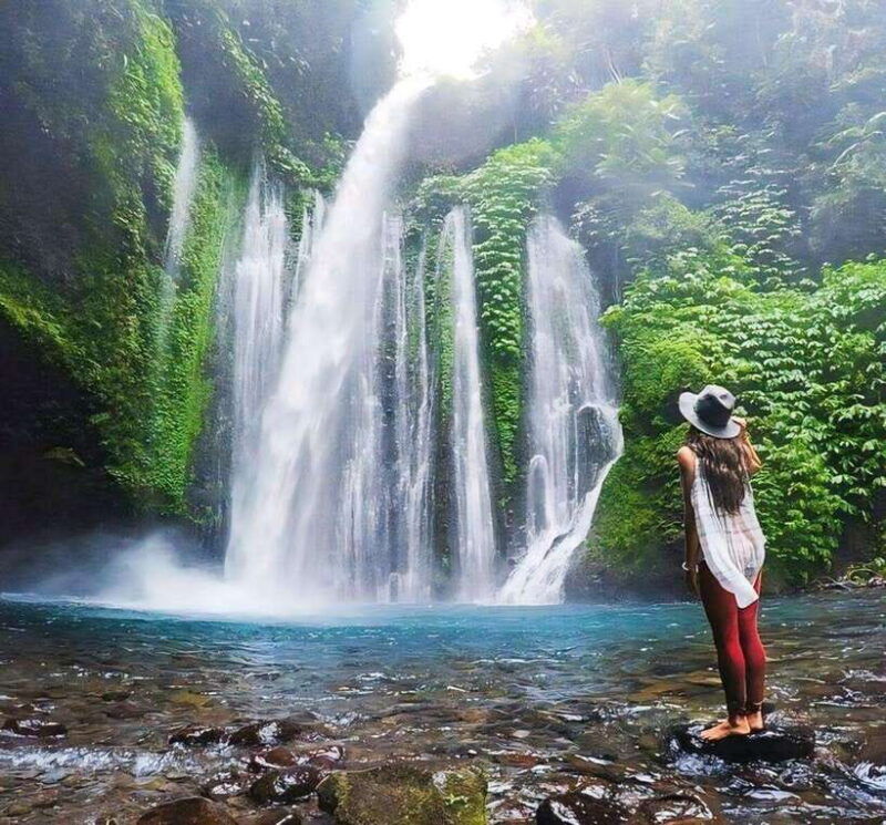 visit-waterfalls-and-traditional-villages-tickets-included