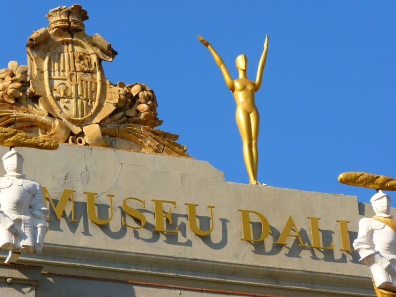 Visita guiada por el Teatro-Museo Dalí - Discovering the World’s Surrealist Masterpiece in Just One Hour