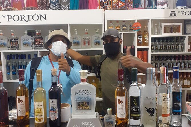 visiting-the-main-square-of-lima