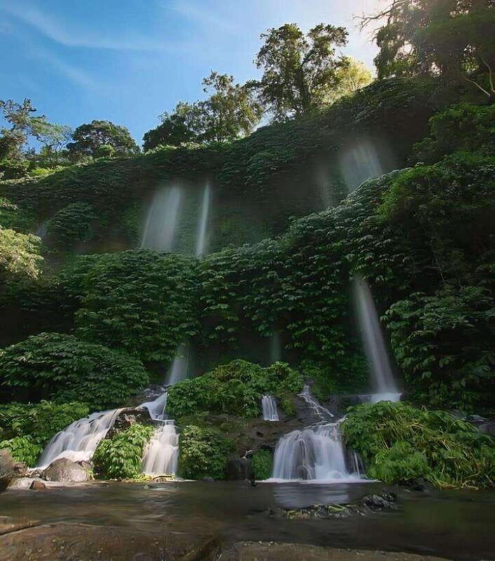 visiting-the-waterfallvillagebeach-and-hill-full-day