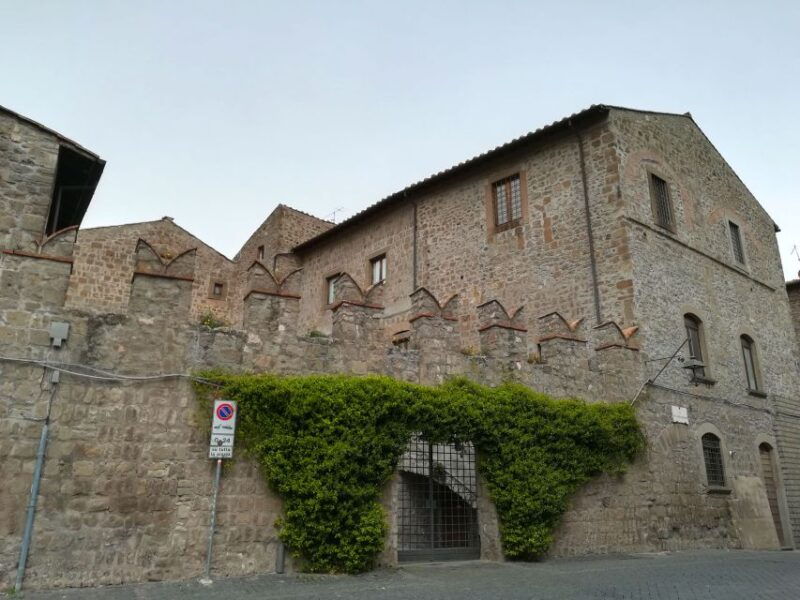 Viterbo Private Tour: Guided Historic Walking Tour - The Cathedral of San Lorenzo