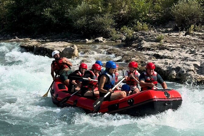 vjosa-river-national-park-guided-rafting-tour-in-permet