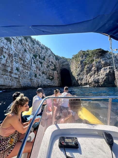 Vlore: Private Speedboat Tour to Sazan-Karaburun Marine Park - FAQ