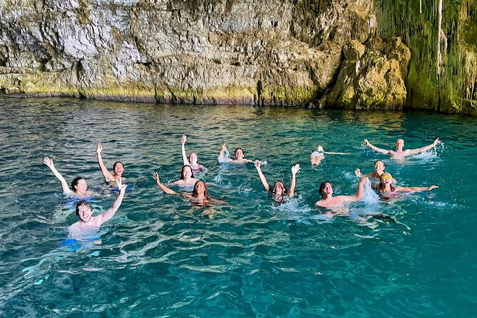 vlore-speedboat-tour-to-haxhi-ali-cave