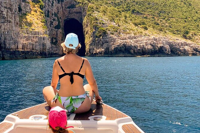 vlore-speedboat-tour-to-haxhi-ali-cave