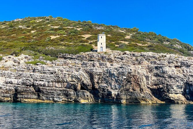 vlore-speedboat-tour-to-national-marine-park-sazan-karaburun