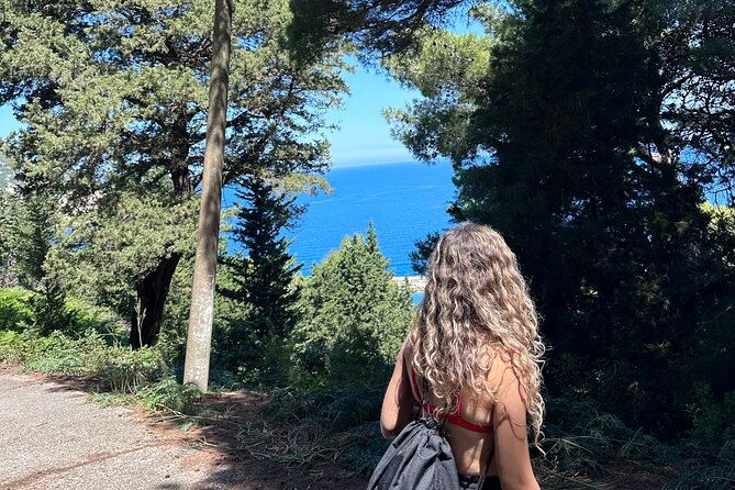 vlore-speedboat-tour-to-national-marine-park-sazan-karaburun