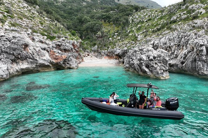 vlore-speedboat-tour-to-national-marine-park-sazan-karaburun