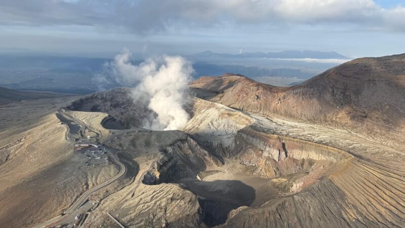 Volcanic Wonders: Private and helicopter Tour to Mount Aso - The Helicopter Experience