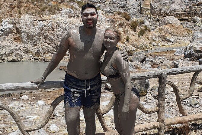 volcano-3waterfalls-horses-hotsprings-mudbath-hanging-bridges