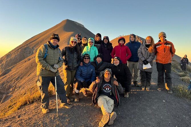 volcano-acatenango-overnight-hiking-adventure