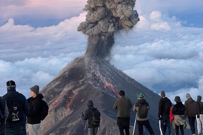 volcano-acatenango-overnight-hiking-adventure