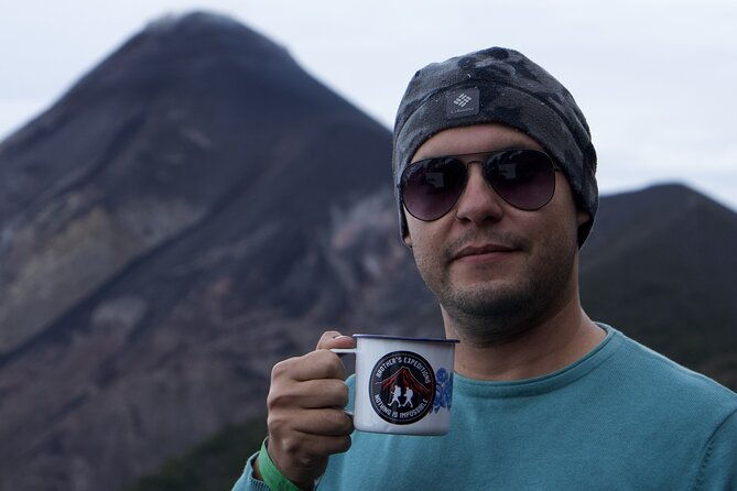 volcano-acatenango-overnight-hiking-adventure