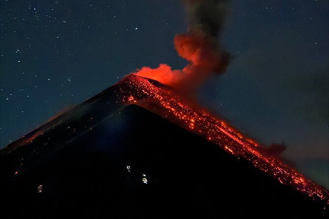 volcano-acatenango-overnight-hiking-adventure