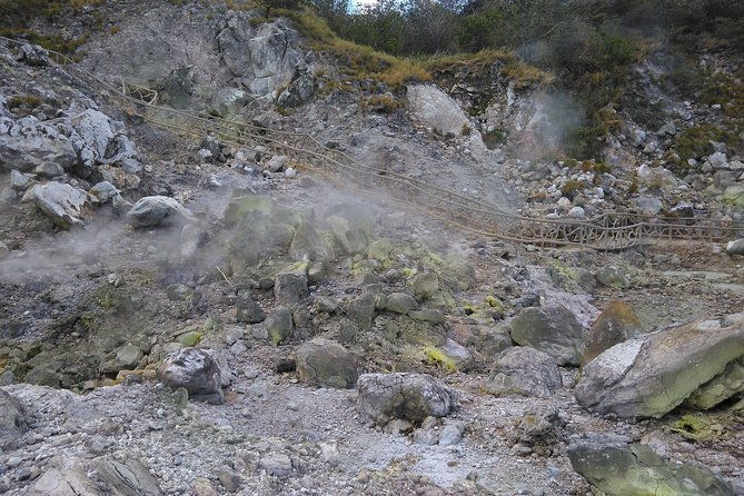 volcano-crater-tour-and-waterfalls