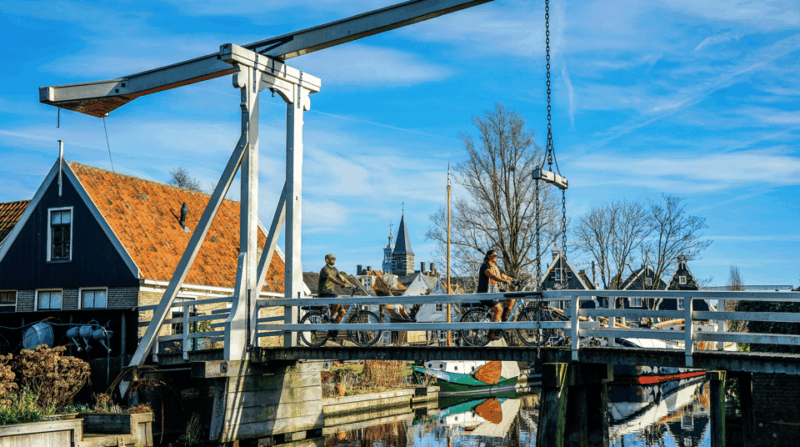 volendam-e-bike-rental-including-highlights-routes