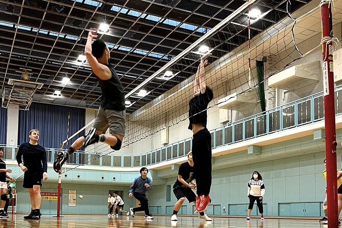 volleyball-in-osaka-kyoto-with-locals-2