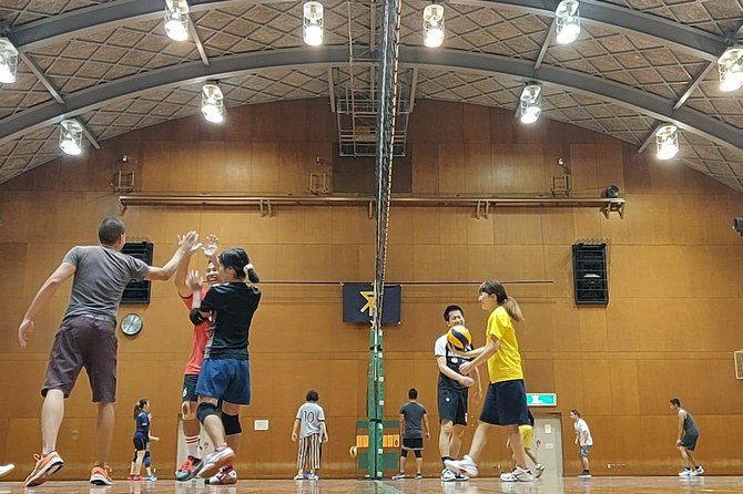 volleyball-in-osaka-kyoto-with-locals-2