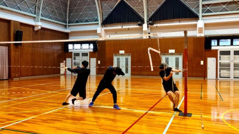 volleyball-in-osaka-kyoto-with-locals