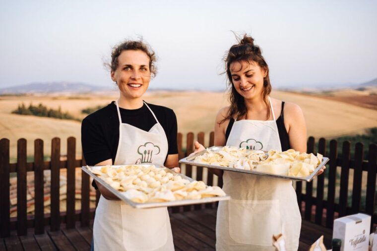 volterra-fresh-pasta-cooking-class-at-a-tuscan-farmhouse