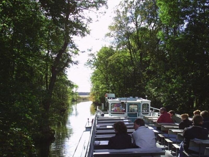 von-malchow-4-lake-beaver-castle-tour-to-jabelschen-forest-lake