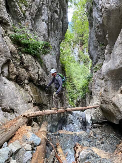 Vorarlberg: Guided via ferrata tour for beginners in Gargellen - Exploring the Via Ferrata in Röbi Gorge