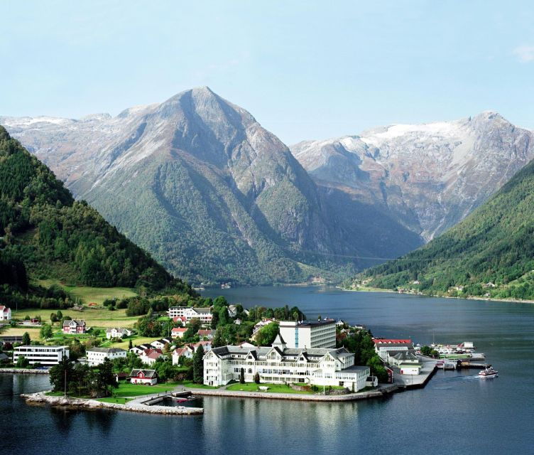 voss-guided-fjord-cidery-tour-to-balestrand