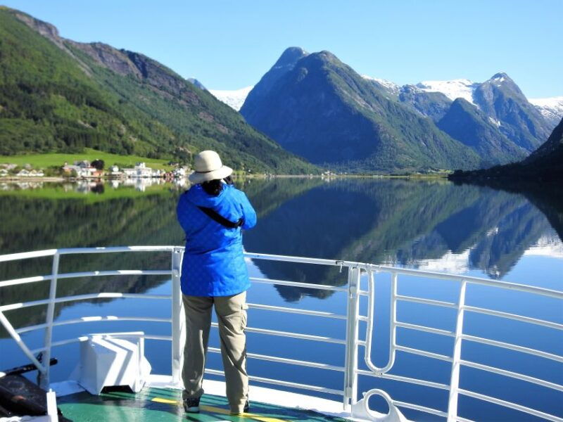 voss-guided-fjord-glacier-tour-to-fjaerland