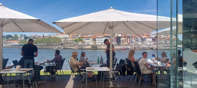 Vw Kombi highlights tour & best views to Porto - Exploring Porto’s Landmarks