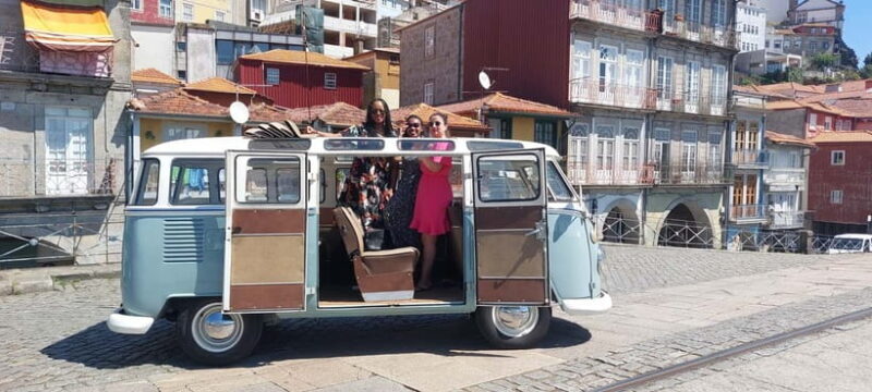 Vw Kombi highlights tour & best views to Porto - The Vehicle: Vintage VW Kombi