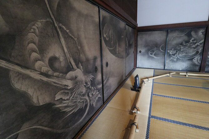 w-lunch-kyoto-highlights-bike-tour-with-unesco-zen-temples