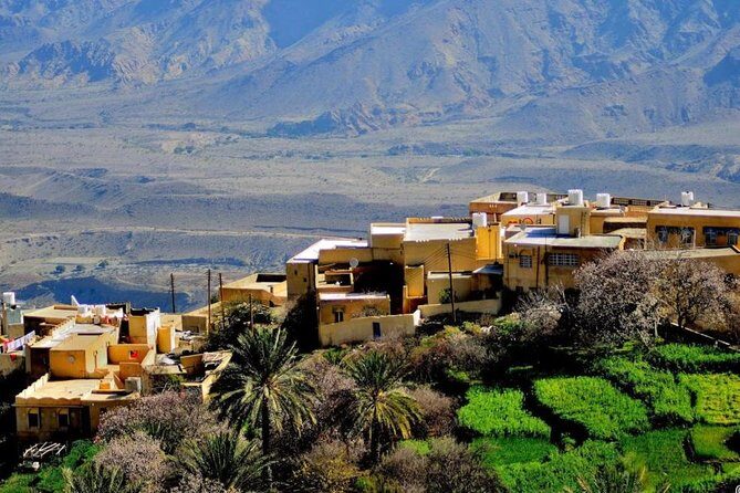 Wadi Abyadh and Wekan Village (Day trip) 4WD :Muscat Tours - The Sum Up