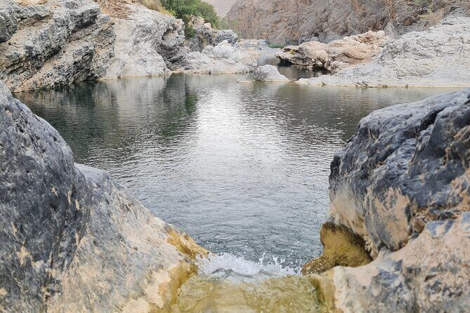 Wadi Al Arbeieen Sinkhole & Fins Beach Swim & Hike - FAQs