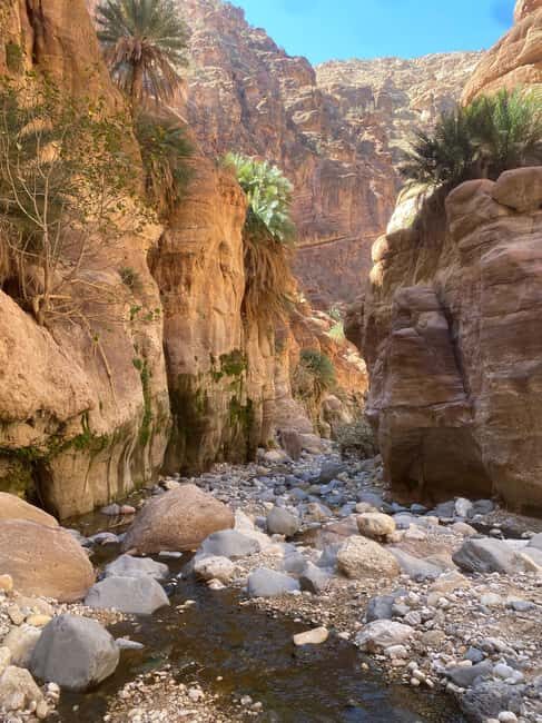 Wadi Ghuweir Full-Day Hike with Local Guide & Lunch. - Discover Wadi Ghuweir: An Authentic Jordanian Hiking Experience
