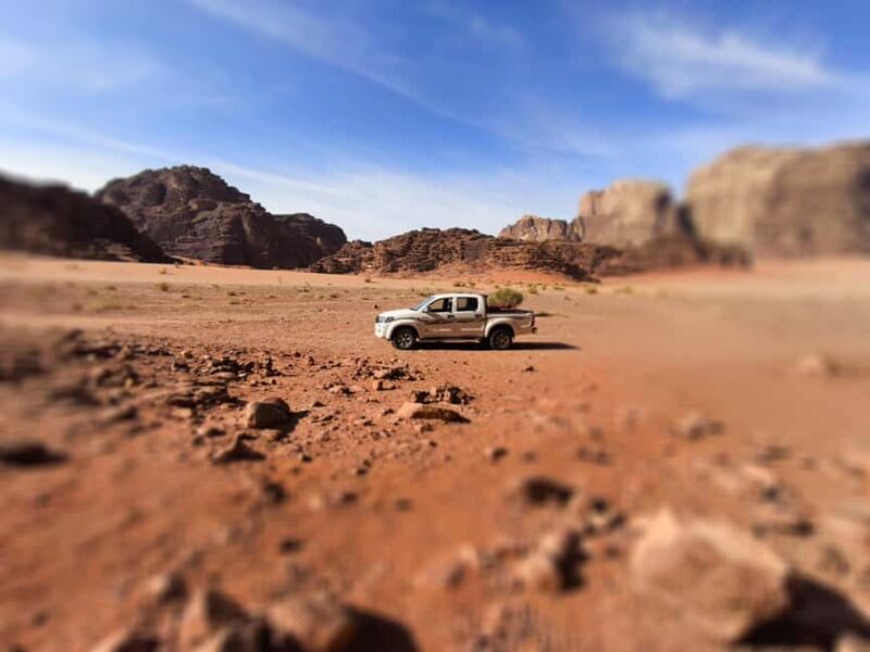 WADI RUM: ALL DAY JEEP TOUR with overnight and full meals - An In-Depth Look at the Wadi Rum Jeep & Overnight Tour