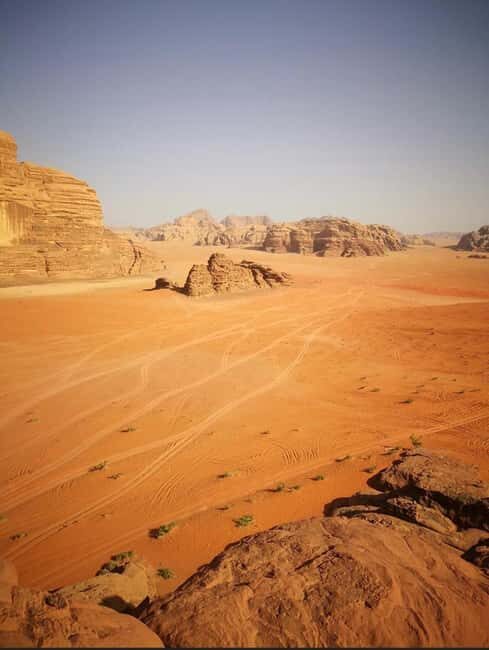 Wadi Rum: Half-Day Jeep Tour with Dinner and Camp Stay - The Details of the Experience