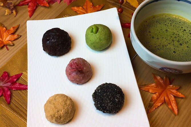 wagashi-japanese-sweets-cooking-experience-in-tokyo