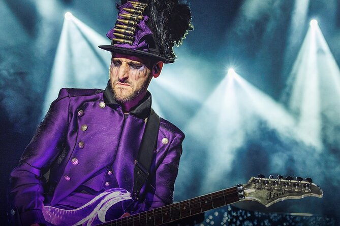 wah-show-madrid-food-live-performance-party