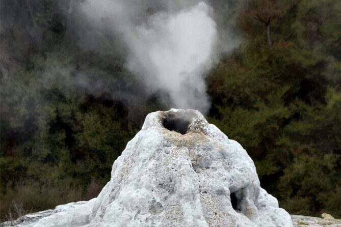 Wai O Tapu Secret spot Hot Tubs and Waitomo Glowworm Caves Tour - FAQ
