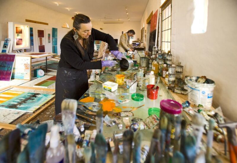 Waiheke Island: Private Art Tour with Lunch - An In-Depth Look at the Waiheke Island Private Art Tour