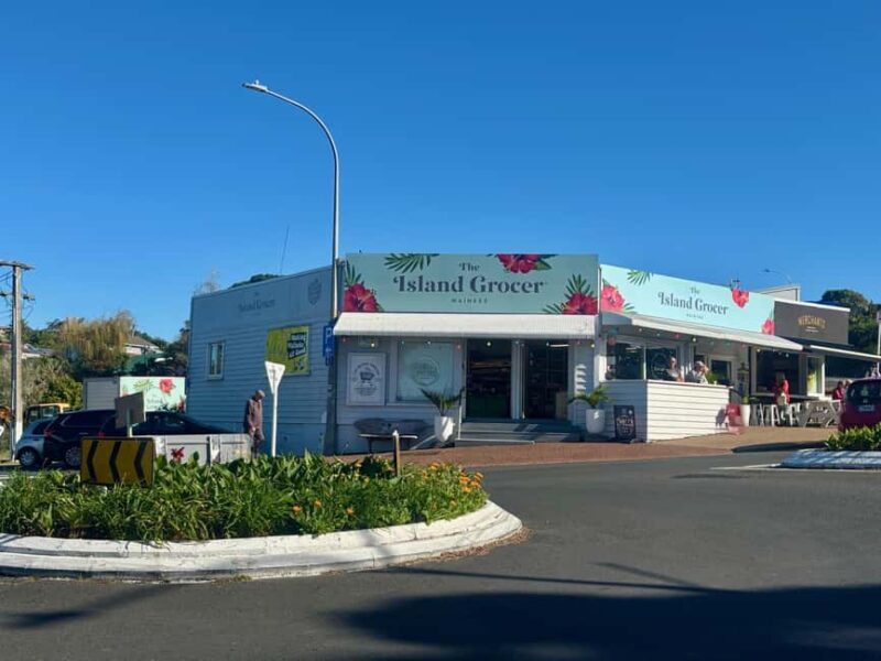 Waiheke Island: Saturday Sights & Flavours Tour - FAQs