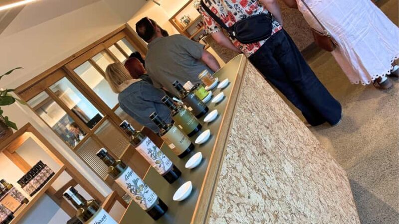 Waiheke Island: Wine, Gin, and Olive Oil Tour with Lunch - Key Points